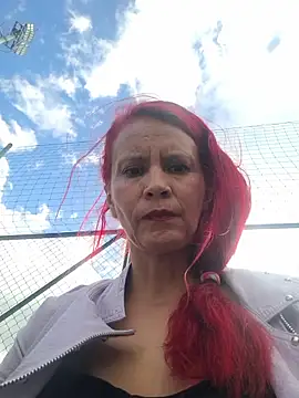 Snapshot of cintia_love chatting on May 3, 9:10 pm cintia love online show from May 3, 9:10 pm