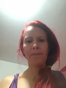 Snapshot of cintia_love chatting on May 13, 9:55 pm cintia love online show from May 13, 9:55 pm