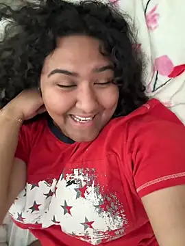 Snapshot of Angeliccreamyrican chatting on April 24, 4:31 pm Angeliccreamyrican online show from April 24, 4:31 pm