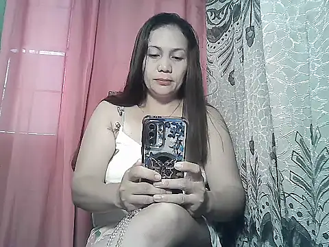 prettymomma24xx online show from March 24, 10:15 pm