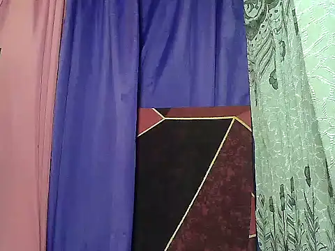 prettymomma24xx online show from June 3, 2:33 pm