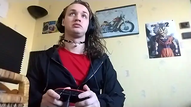 julialafemboy59 online show from March 3, 12:22 pm