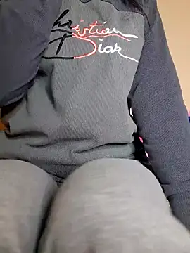 Snapshot of Dalou3aMaya chatting on February 8, 11:24 am Dalou3aMaya online show from February 8, 11:24 am