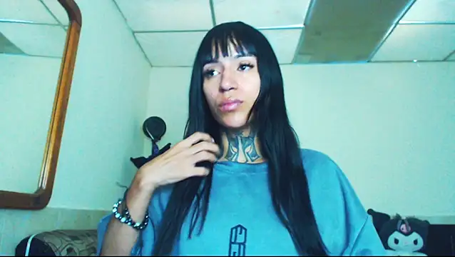 Snapshot of jazmin_wolf chatting on June 28, 1:06 pm jazmin wolf online show from June 28, 1:06 pm