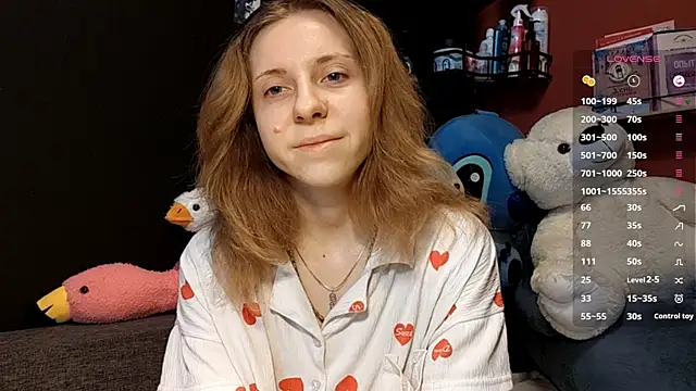 TiaraHenegan online show from February 9, 7:12 am