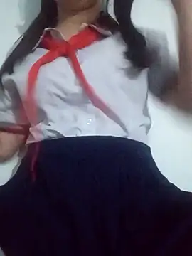 Snapshot of lina_loveee chatting on June 4, 6:25 pm lina loveee online show from June 4, 6:25 pm