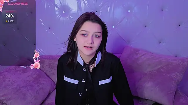 xxxnaughtyfoxyxxx online show from January 9, 8:50 am