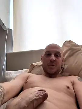 Snapshot of parish7196 chatting on February 9, 10:19 am parish7196 online show from February 9, 10:19 am