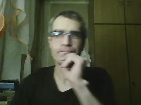 Snapshot of Gattuzoman85 chatting on February 6, 10:46 pm Gattuzoman85 online show from February 6, 10:46 pm