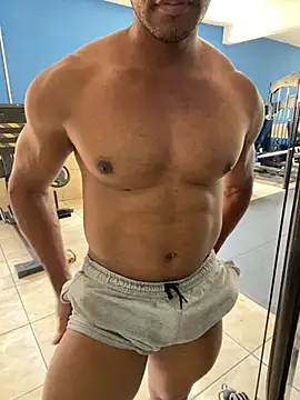 Snapshot of Betobob chatting on February 20, 2:06 pm Betobob online show from February 20, 2:06 pm