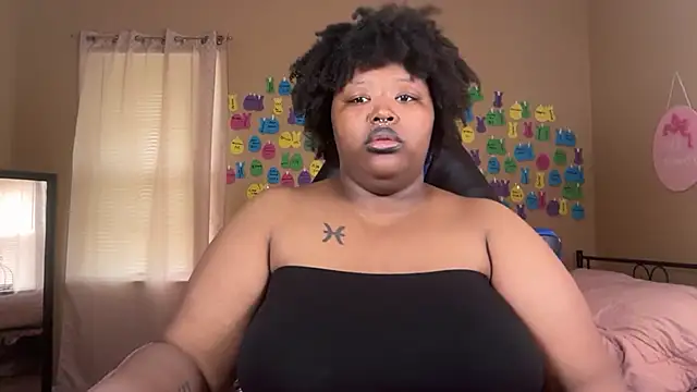 Chocolatebunnyxx96 online show from June 27, 3:28 pm