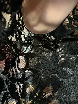 Snapshot of Elenore_hoesevelt chatting on January 9, 7:04 pm Elenore hoesevelt online show from January 9, 7:04 pm