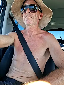 Snapshot of Getemhot chatting on January 7, 6:05 am Getemhot online show from January 7, 6:05 am