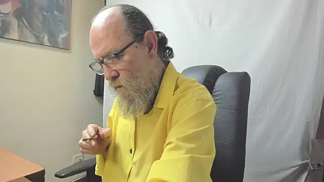 Uncle Hottie online show from February 16, 10:06 pm