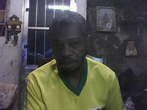 Snapshot of Negaomalinha1 chatting on June 13, 3:59 am Negaomalinha1 online show from June 13, 3:59 am