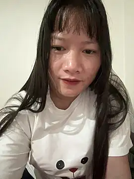 Snapshot of Suni-ii chatting on May 8, 11:32 pm Suni-ii online show from May 8, 11:32 pm