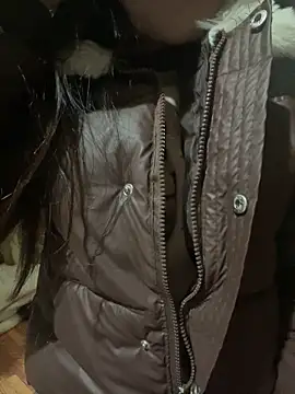 mode-bae online show from February 1, 4:44 am