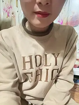 mode-bae online show from February 4, 1:39 pm