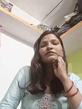 Priyaa 1433 online show from June 17, 11:45 am