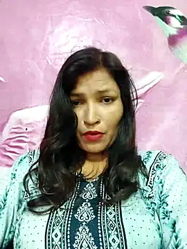 Snapshot of Priyaa_1433 chatting on July 2, 10:21 am Priyaa 1433 online show from July 2, 10:21 am