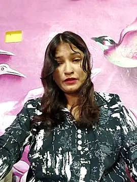 Snapshot of Priyaa_1433 chatting on July 9, 6:28 am Priyaa 1433 online show from July 9, 6:28 am