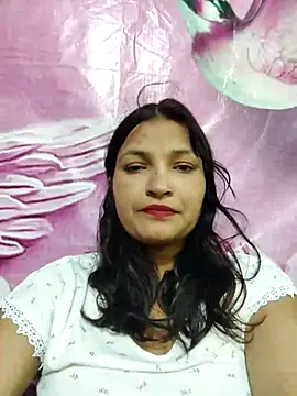 Snapshot of Priyaa_1433 chatting on July 10, 5:15 pm Priyaa 1433 online show from July 10, 5:15 pm