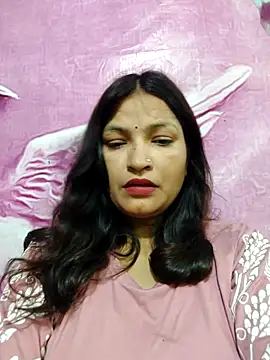 Snapshot of Priyaa_1433 chatting on July 22, 7:55 am Priyaa 1433 online show from July 22, 7:55 am