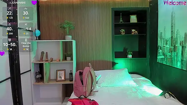 ThaliaBrookss  online show from March 17, 5:11 am