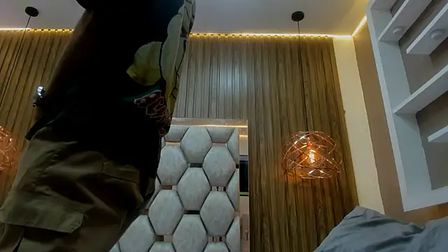 Snapshot of james__walsh chatting on February 27, 7:47 pm james walsh online show from February 27, 7:47 pm