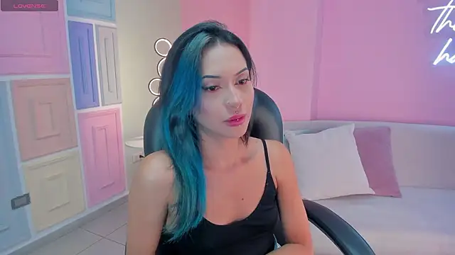 Snapshot of KayraLanne chatting on February 4, 3:12 am KayraLanne online show from February 4, 3:12 am