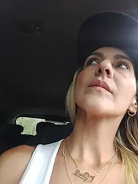 Snapshot of Monita_Med chatting on July 2, 2:45 pm Monita Med online show from July 2, 2:45 pm