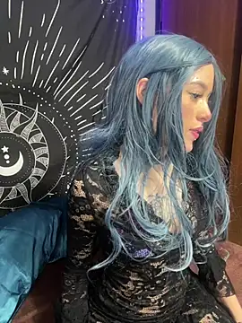 Smith 1s online show from March 2, 5:52 am