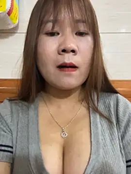 Liness101 online show from March 21, 2:27 am