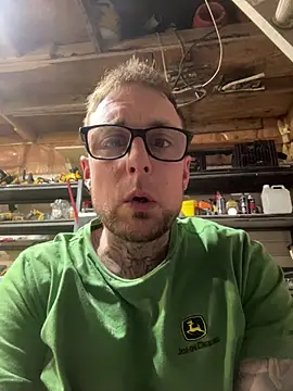 WIDBIGWHITECOCK online show from March 7, 3:36 am