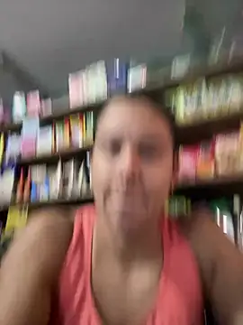 lannabellx online show from April 14, 10:38 pm