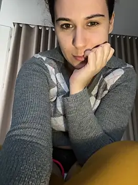 joanaguerreiru online show from March 30, 7:04 pm