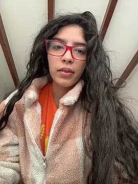 dani bela online show from February 11, 3:17 pm