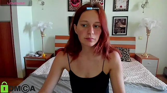 Snapshot of Lily_Viola chatting on June 22, 7:38 am Lily Viola online show from June 22, 7:38 am