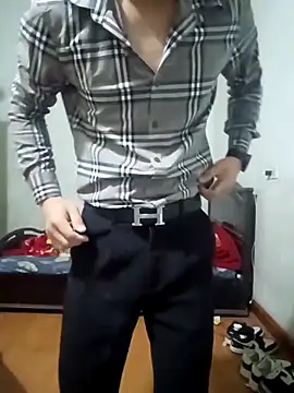 Snapshot of Hoangvan99997 chatting on March 4, 2:34 pm Hoangvan99997 online show from March 4, 2:34 pm