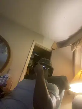 Snapshot of LiveeNunkutt chatting on January 9, 7:48 pm LiveeNunkutt online show from January 9, 7:48 pm