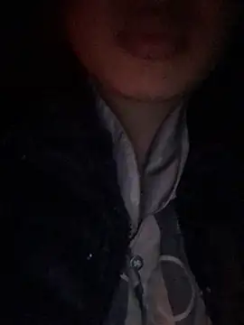 Snapshot of Minhkhue121 chatting on February 12, 1:06 pm Minhkhue121 online show from February 12, 1:06 pm