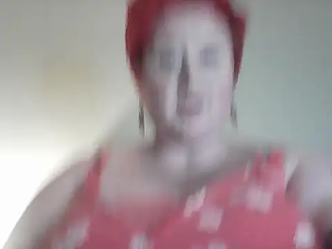 BustyRedxx online show from April 15, 5:09 pm