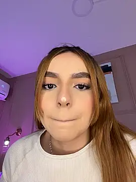 Snapshot of amber_price chatting on February 14, 3:25 am amber price online show from February 14, 3:25 am