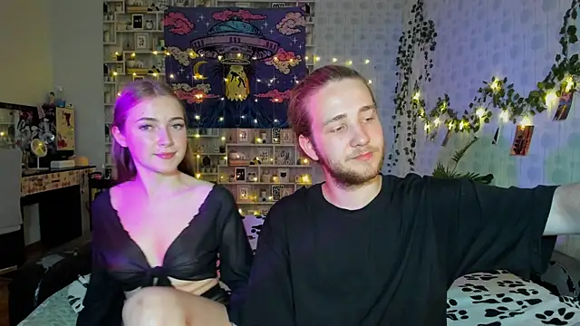 swiity room  online show from July 4, 5:41 pm