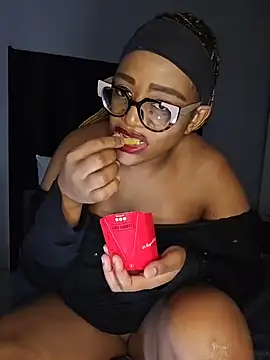 Sultrydiva1 online show from February 1, 6:50 pm