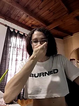 Nanucurlyxx online show from April 1, 1:41 pm