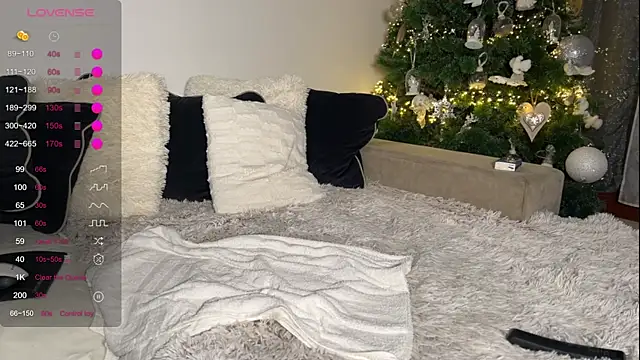 Snapshot of NatashaRedX chatting on January 12, 3:06 pm NatashaRedX online show from January 12, 3:06 pm