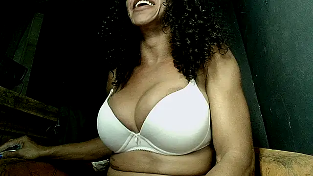 paolla23cm brasil online show from May 14, 3:24 am