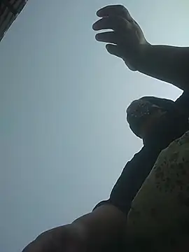 momo loves online show from February 3, 4:21 am