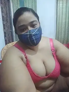 momo loves online show from April 18, 9:57 am